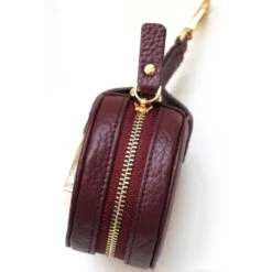 Oakbark & Chrome Stirrup Accessory Keeper -Best Equestrian Shop AK CAB 003 oakbarkandchrome.stirrupaccessory.cabernet1