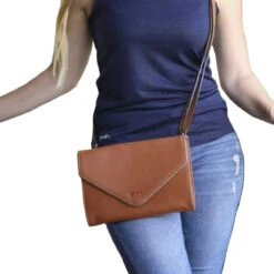 Penelope Laure Clutch -Best Equestrian Shop Penelope Laure.Handbag Light.Brown